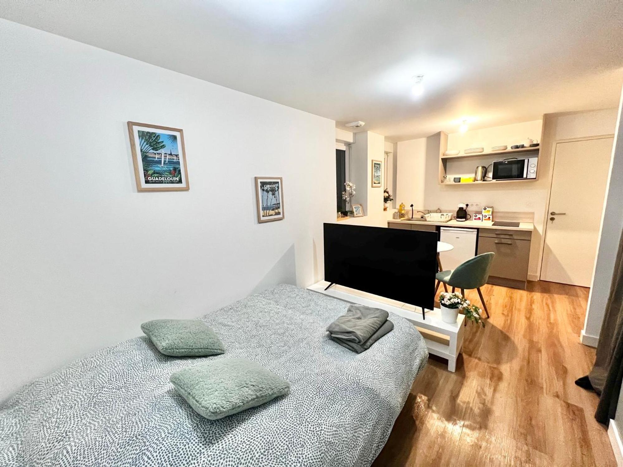 Appartements Meubles Brest Gay Lussac Esterno foto